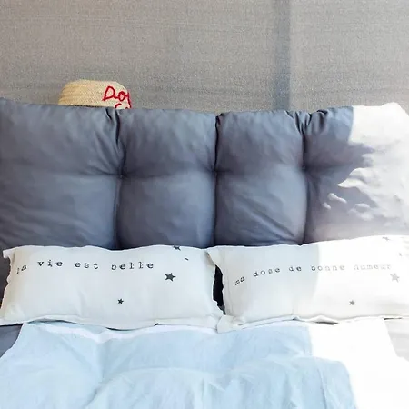 アパート 1bdr Flat With A Sea View/terrace, Parking & Wifi
